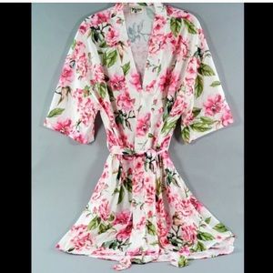 Show Me Your MuMu Robe